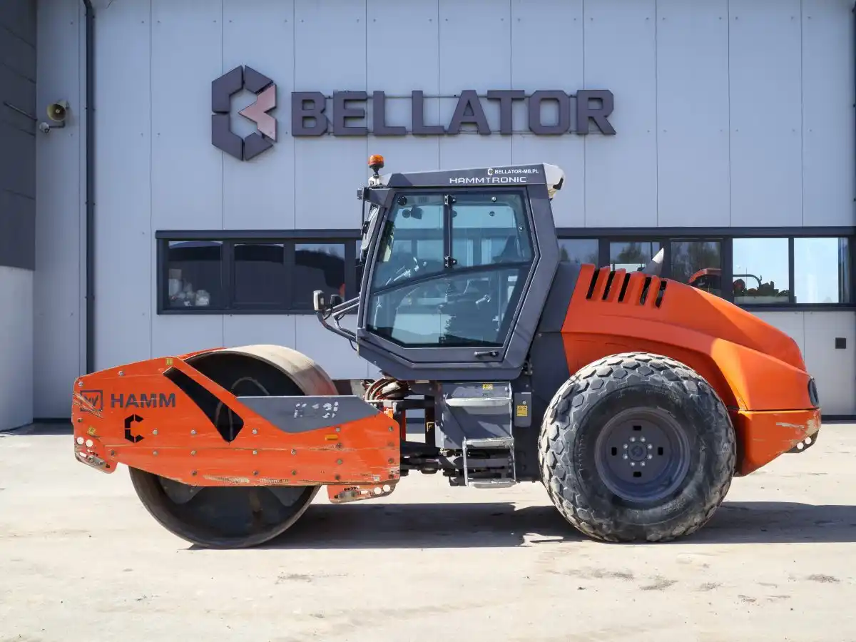 Finišer Vögele na asfaltové směsi